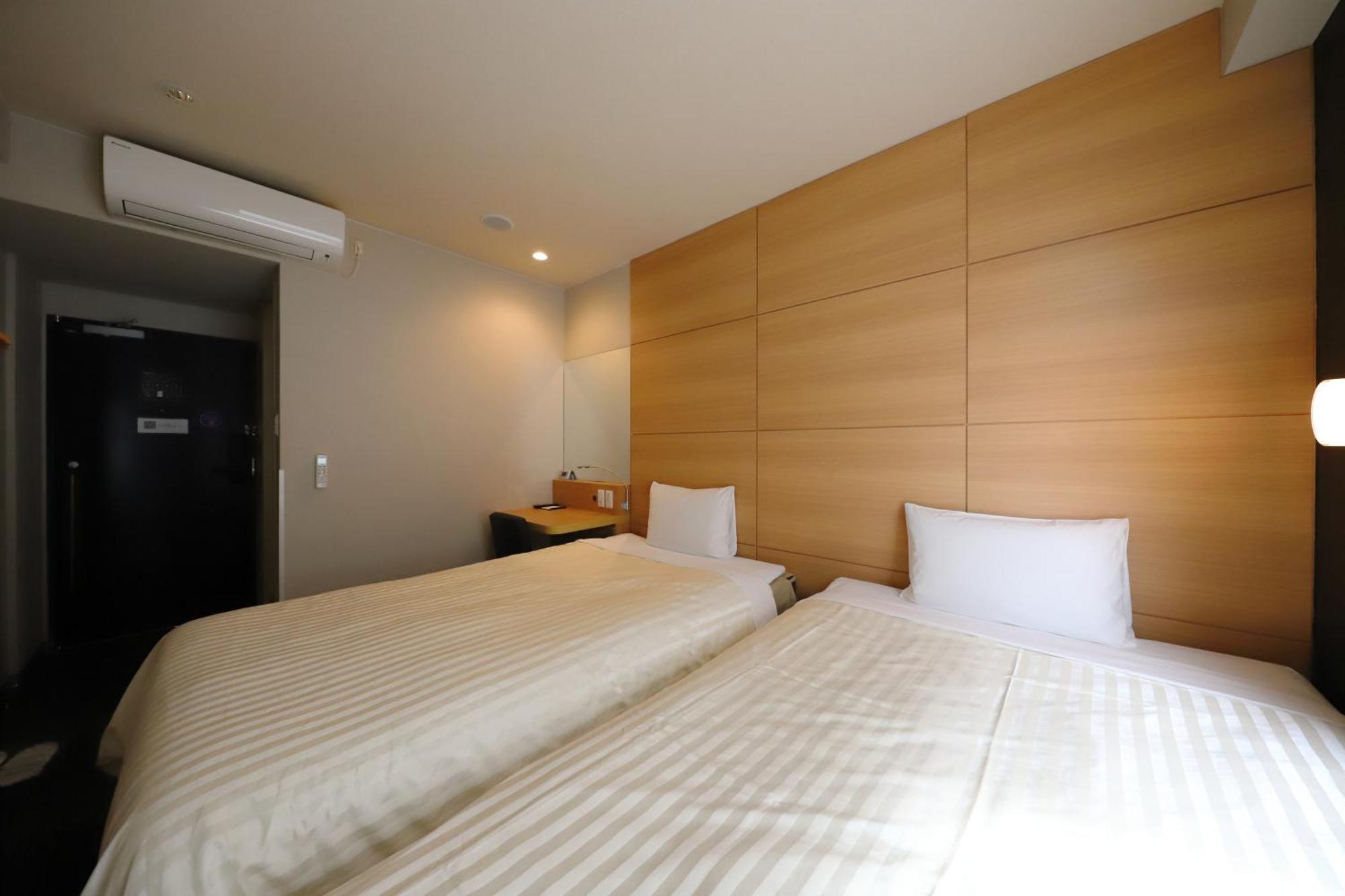Smile Hotel Kyoto Karasuma Gojo Exterior photo